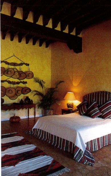 Az Hacienda de San Antonio vendégszobáinak egyike