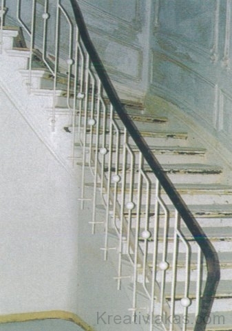 A lépcső állapota az átépítés előtt